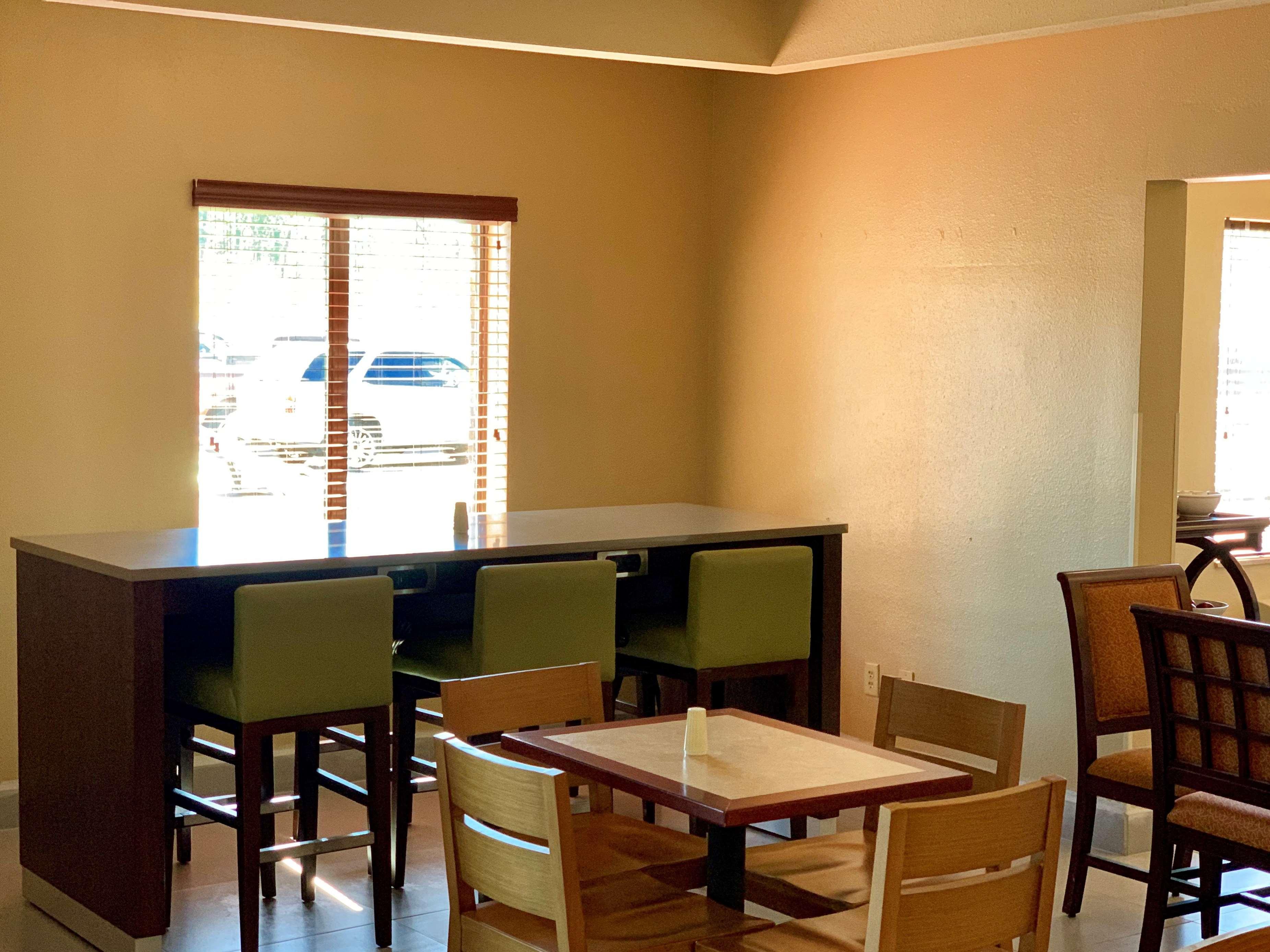 Country Inn & Suites By Radisson, Midway - Tallahassee West Luaran gambar