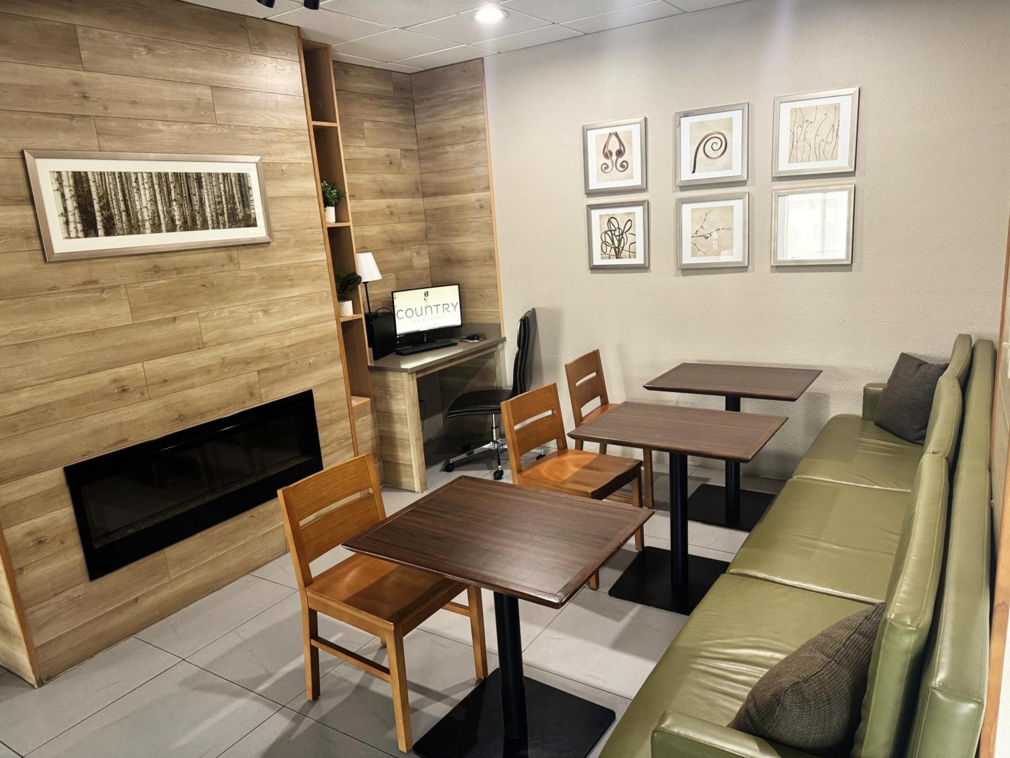 Country Inn & Suites By Radisson, Midway - Tallahassee West Luaran gambar