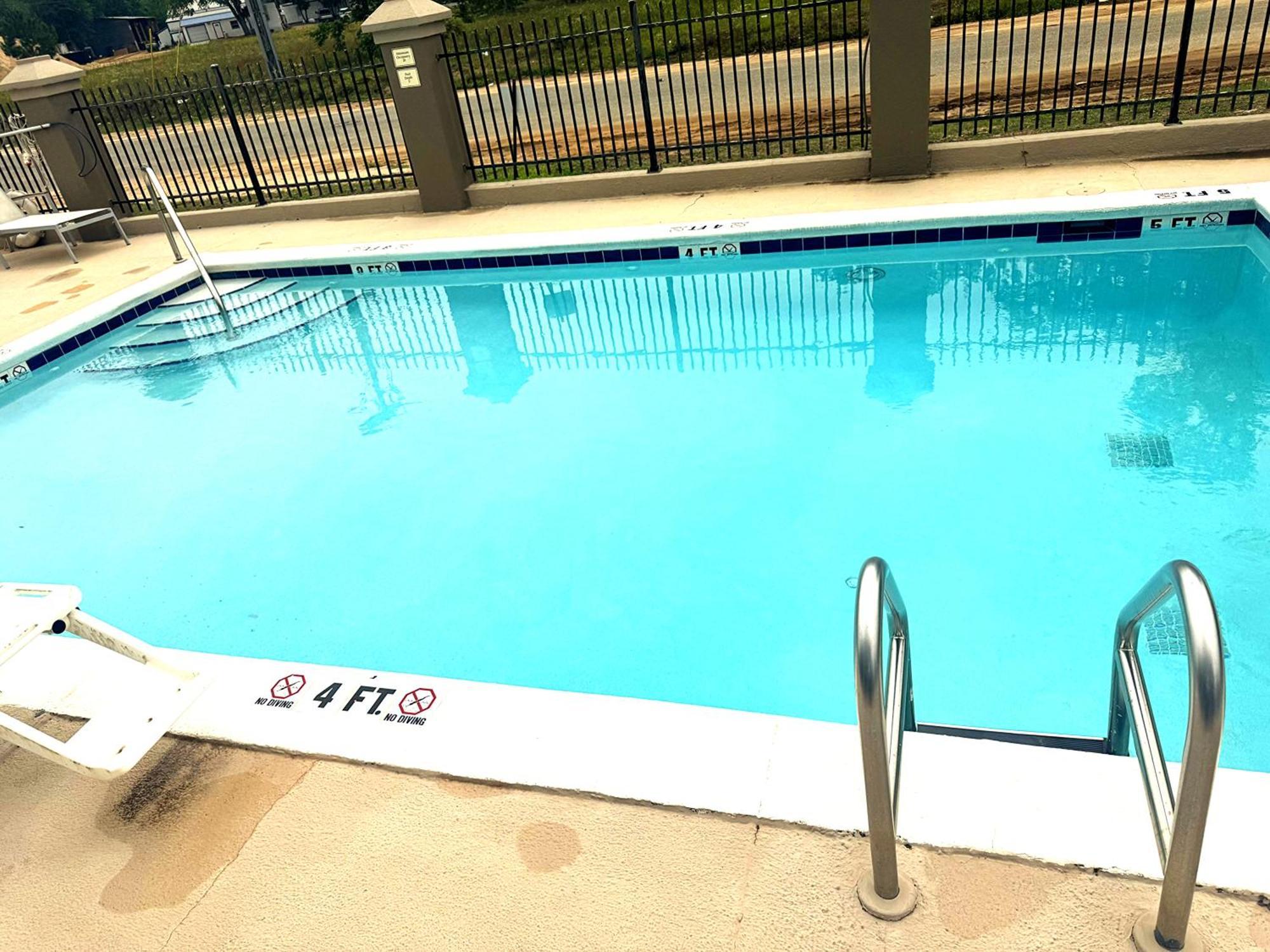 Country Inn & Suites By Radisson, Midway - Tallahassee West Luaran gambar